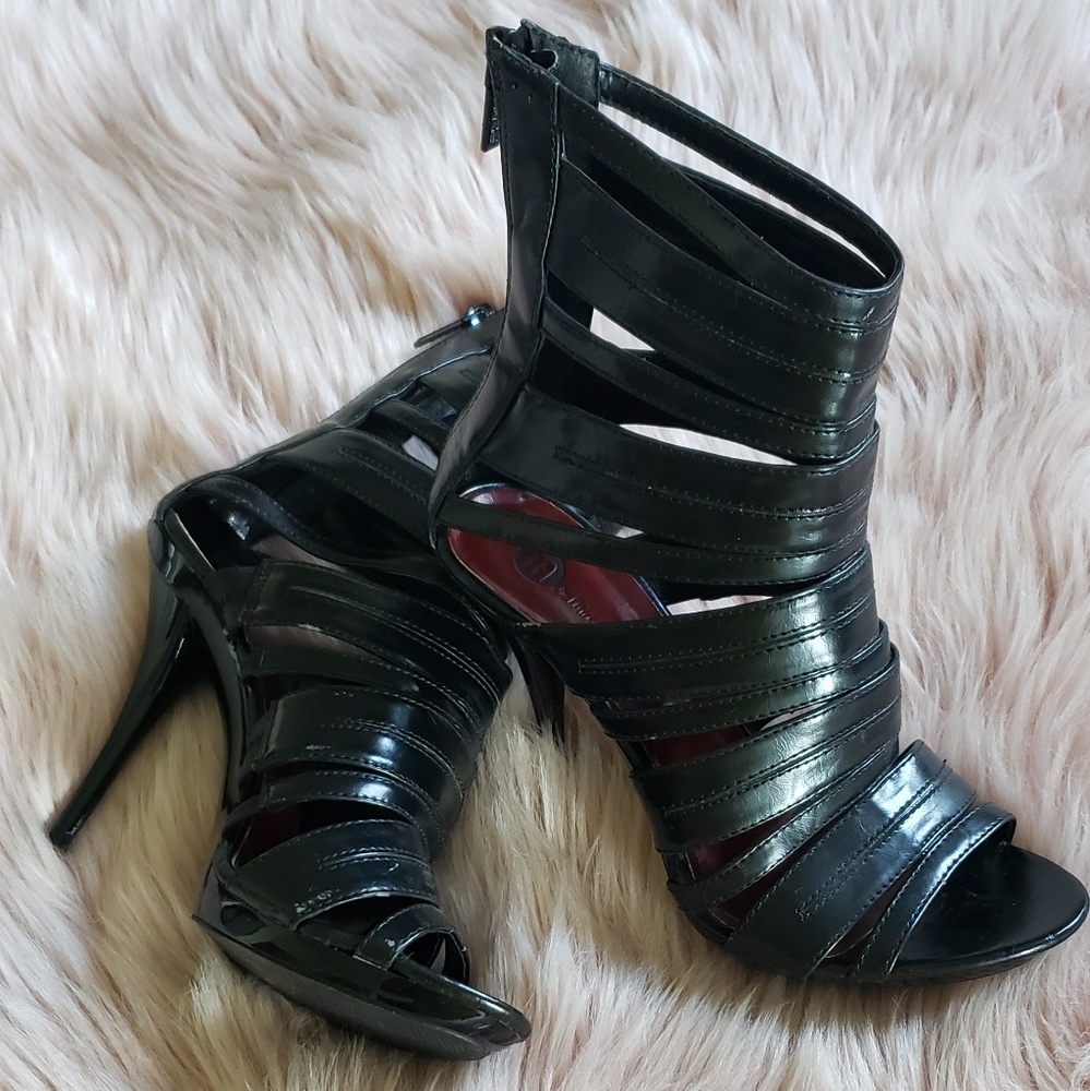 Peep toe heels